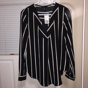 F21 striped v neck top, size M
